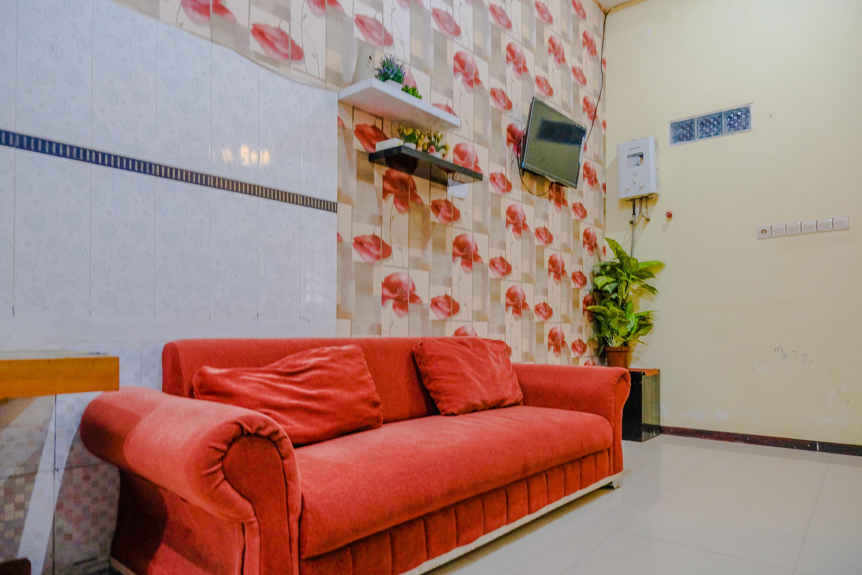 באטו Oyo 2376 Tiara Family Residence מראה חיצוני תמונה